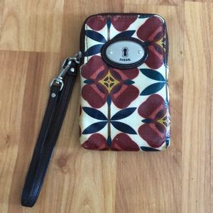 Fossil wristlet